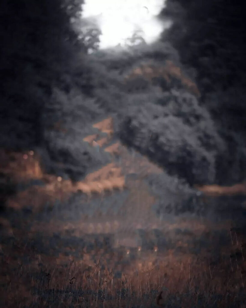 CB Edit Photo Editing Dark Background 7 CB Edit Photo Editing Dark Background
